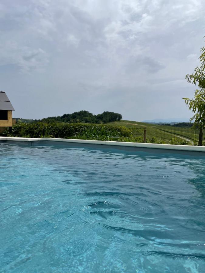 Agriturismo La Ca Veja Monforte D'Alba Exterior photo